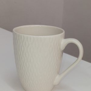 White snowed mug